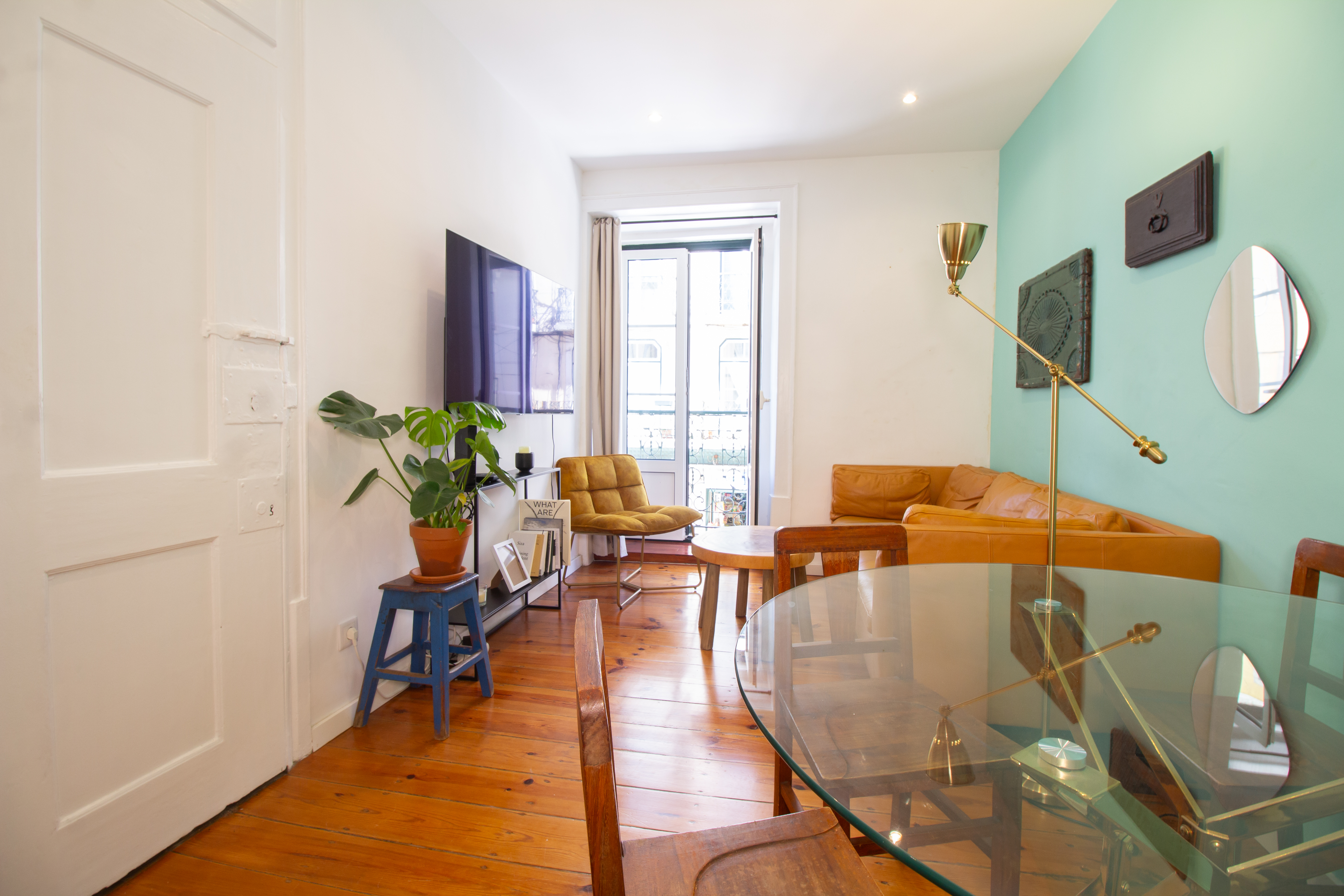 1 Living Room 2