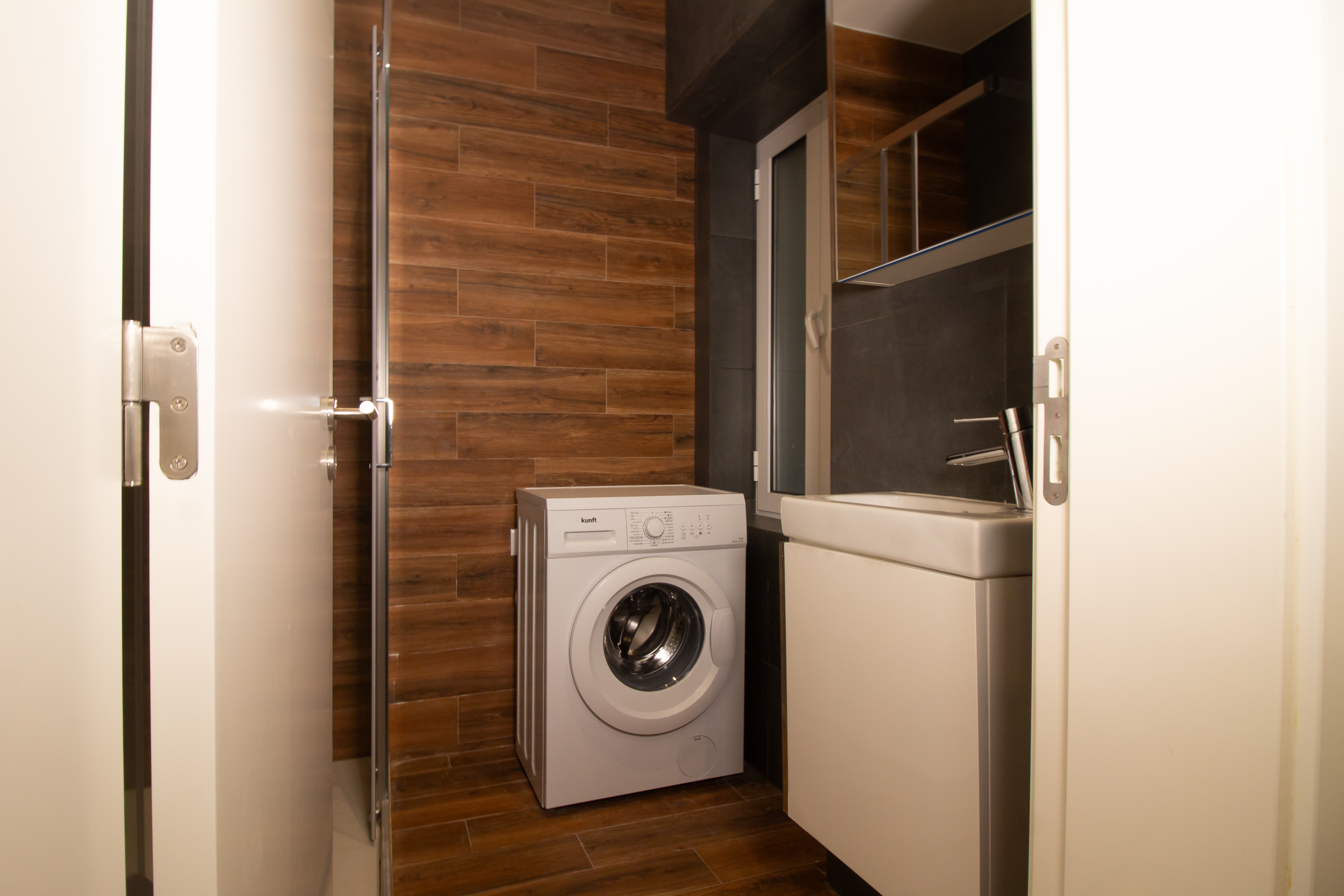 3 Suite WC 1